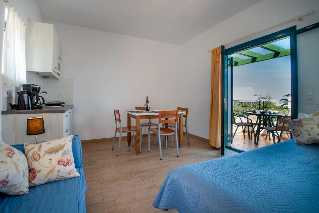 Palatia Village Hotel Apartments Χερσόνησος Εξωτερικό φωτογραφία